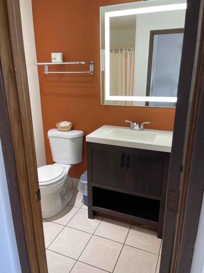Newport Coast Inn エクステリア 写真